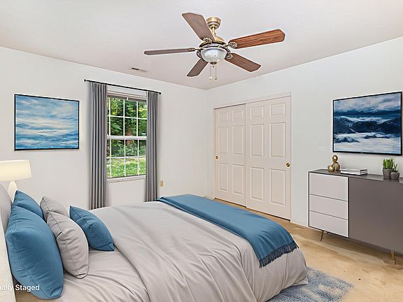 4th image of 202 Langshire Ct