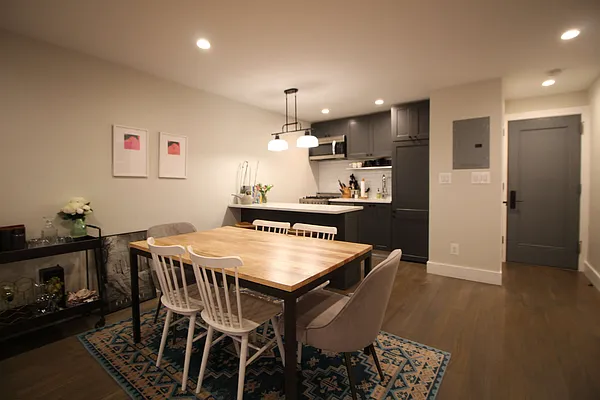 Rented by Bold New York | media 10