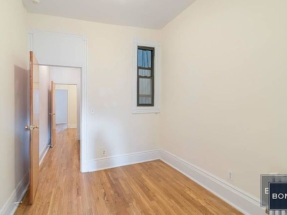 4th image of 1588 1st Ave #2SS
