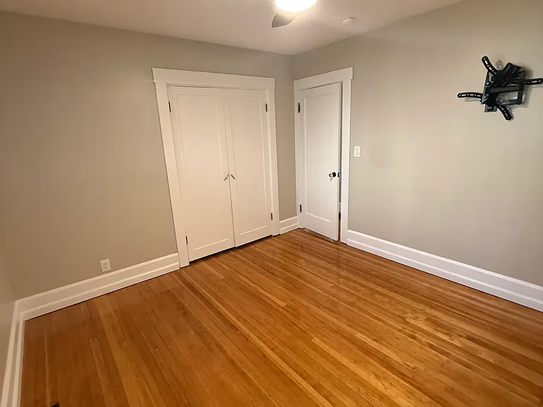 923 S 21st Ave — Photo 26
