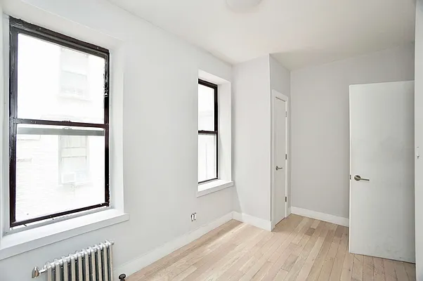 Rented by BRICK & GALO REALTY CORP | media 16