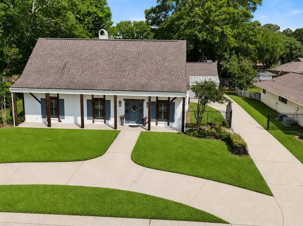 745 Kenilworth Pkwy, Baton Rouge, LA 70808