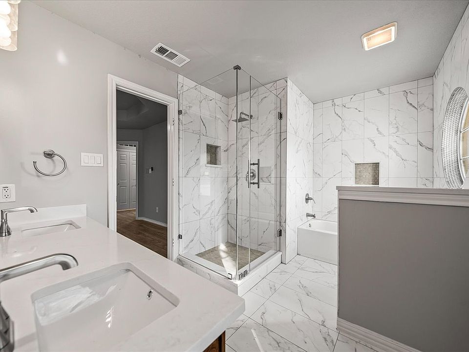 1st image of 344 Raintree Dr