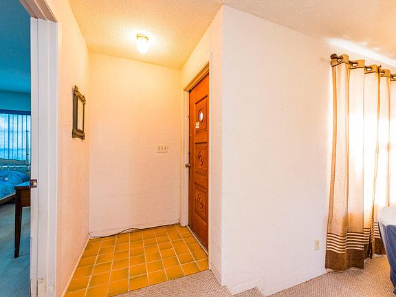 3rd image of 542 Eagle Dr