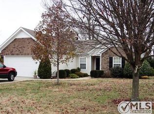 2130 Burgess Ln, Spring Hill, TN 37174