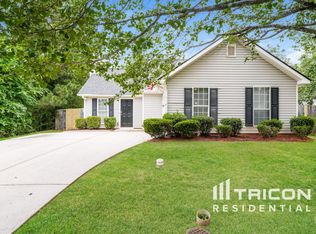 4333 Westglen Dr, Ellenwood, GA 30294