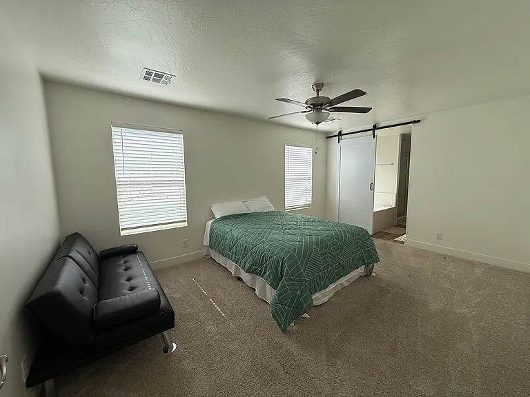 539 S Stewart Creek Cv #A — Photo 29
