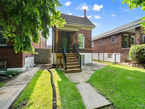 2654 Pennsylvania Ave, Saint Louis, MO 63118