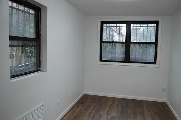 Rented by OvCo Realty | media 75