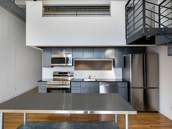 4th image of 1027 Arch St APT 606