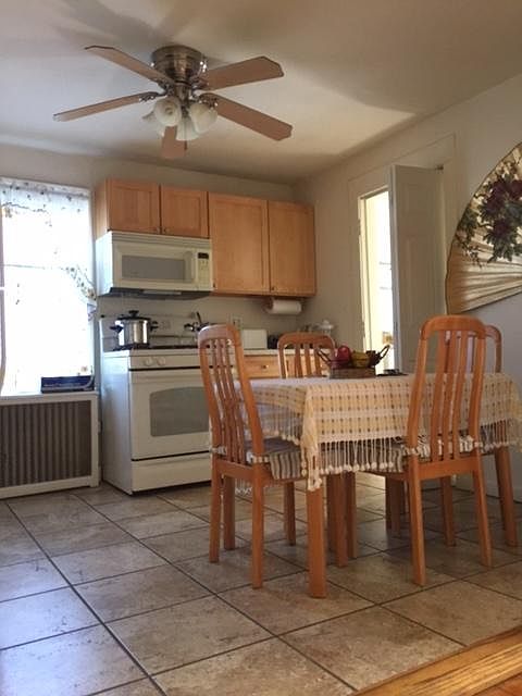 1st image of 6 Harrison Dr #2
