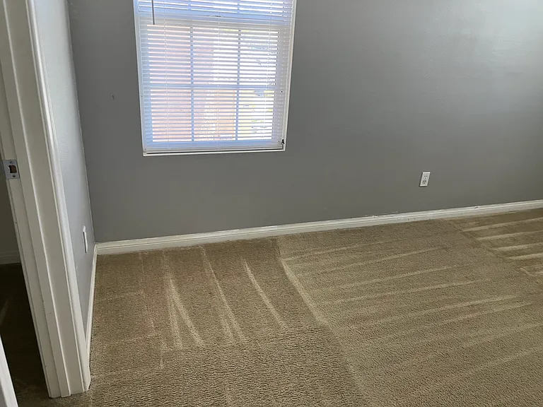 160 Yosemite Ave — Photo 26