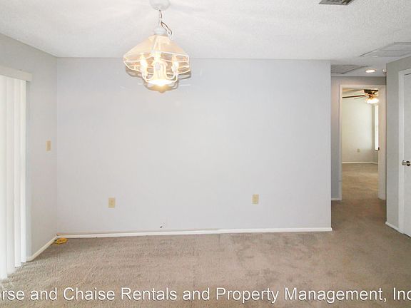 4th image of 250 Dorchester Dr