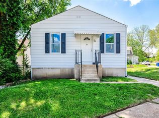 7122 Canterbury Ave, Saint Louis, MO 63143