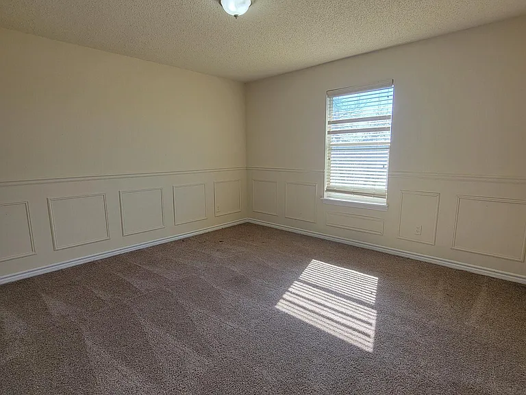 3418 Westview Dr — Photo 13