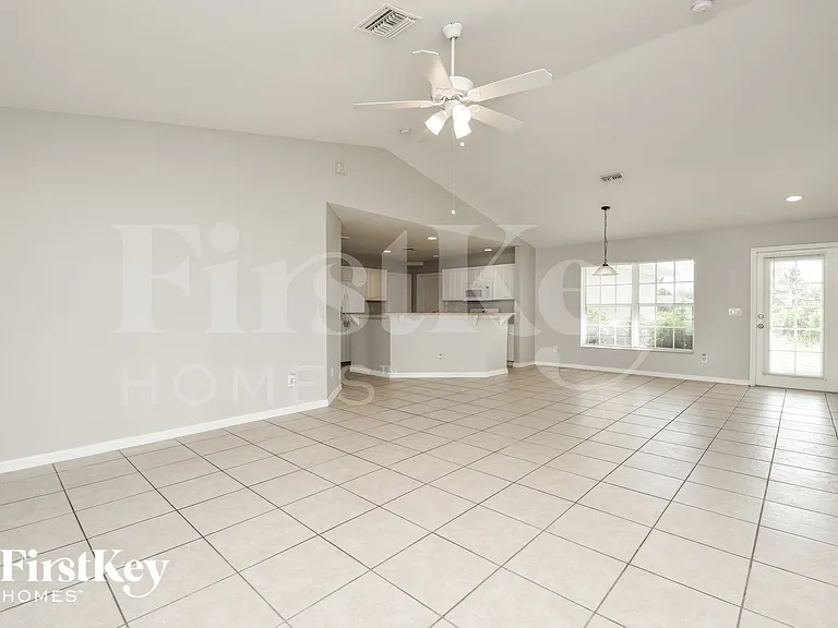 6003 Olive Ave N — Photo 3