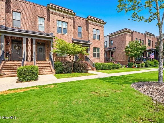 3rd image of 21 Brownstone Lane