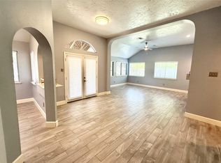 4122 Meadowgold Ln, Kingwood, TX 77345