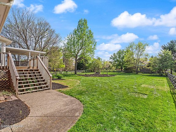 4th image of 441 Floyds Fork Dr