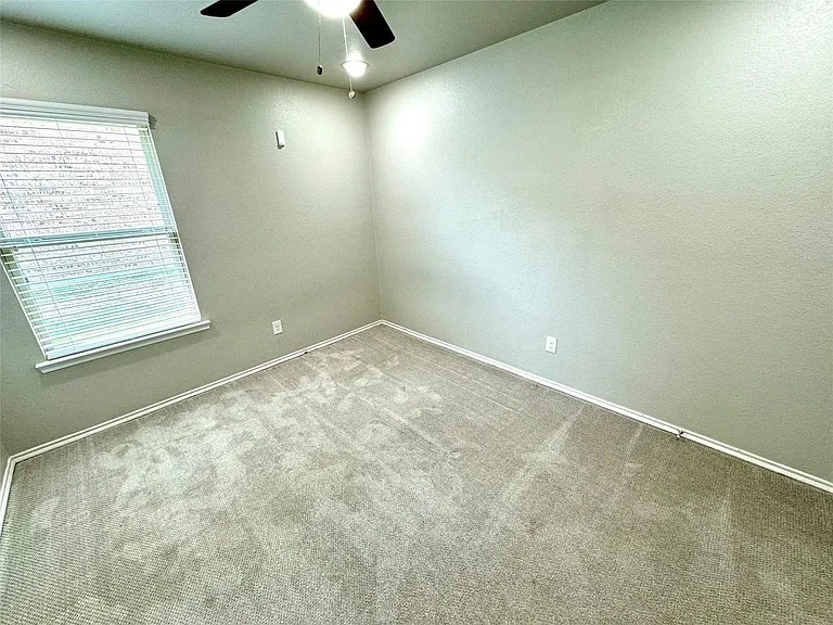 1812 Arbordale Way — Photo 9
