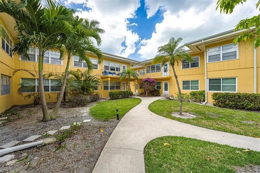 1 bed, 1.0 bath, 500 sqft, $2,500 — Photo 3