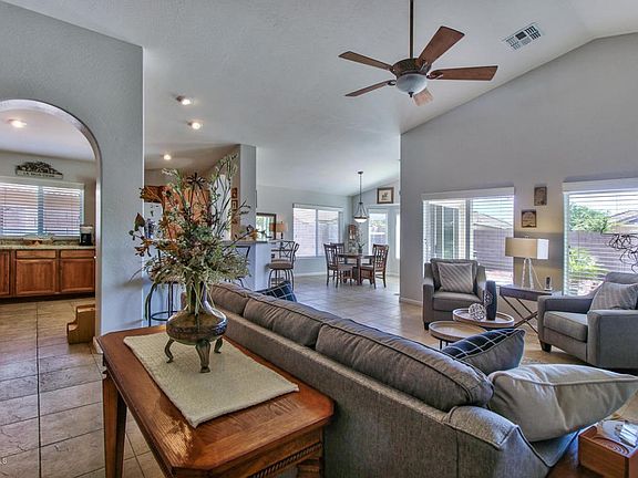 5th image of 16427 W Paradise Ln