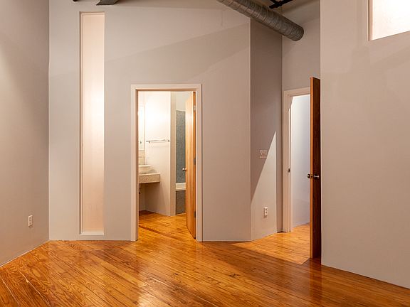 5th image of 2401 S 12th St APT 203