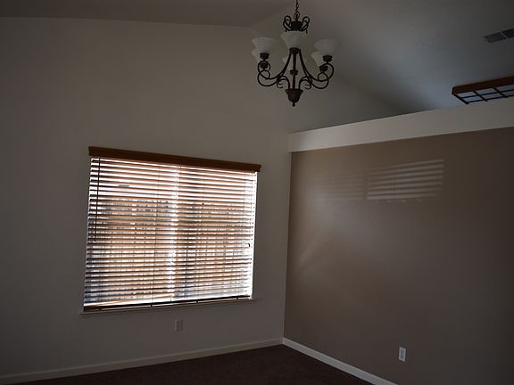 3rd image of 4240 E Feemster Ave