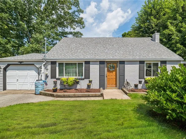 550 Millers Ln, Pittsburgh, PA 15239