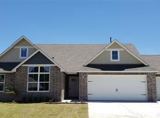 1411 E Utica Pl, Broken Arrow, OK 74011