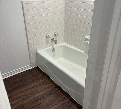 Master Bath Separate Tub