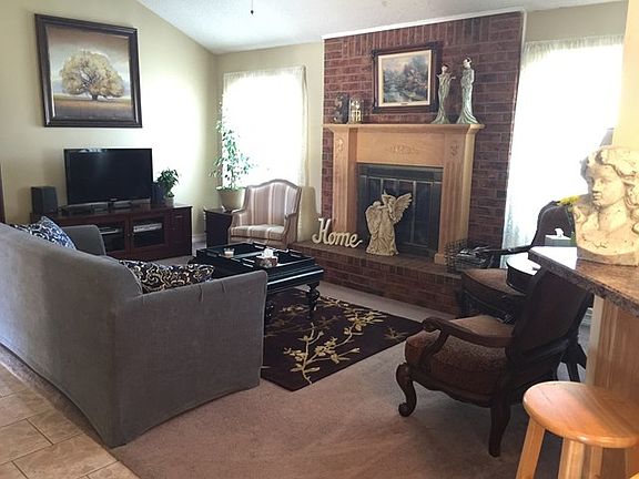 5th image of 5202 Belaire Dr