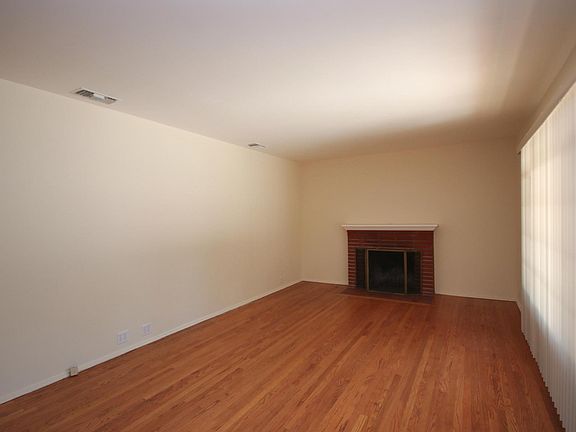5th image of 1476 N Allen Ave