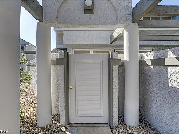 2nd image of 5571 Orchard Ln #0