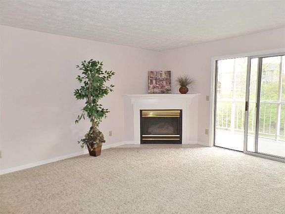 4th image of 3231 Heritage Square Dr Unit 46