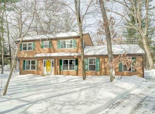 7802 Cherry Wood Ln, Verona, WI 53593
