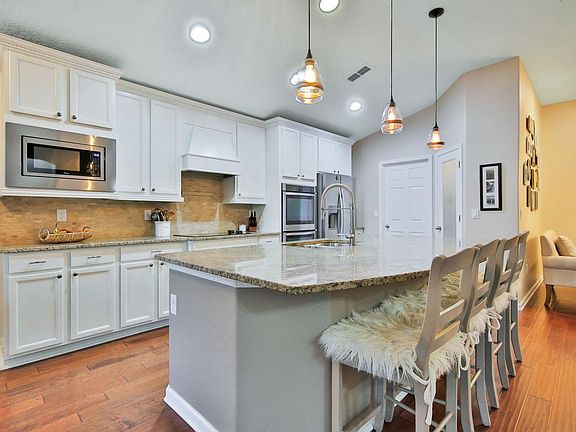 5th image of 136 Quail Creek Cir