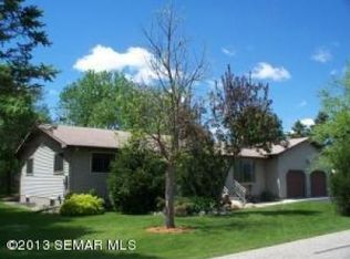 309 6th Ave NE, Mazeppa, MN 55956