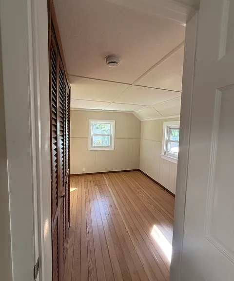 9 Sybil Ave — Photo 9