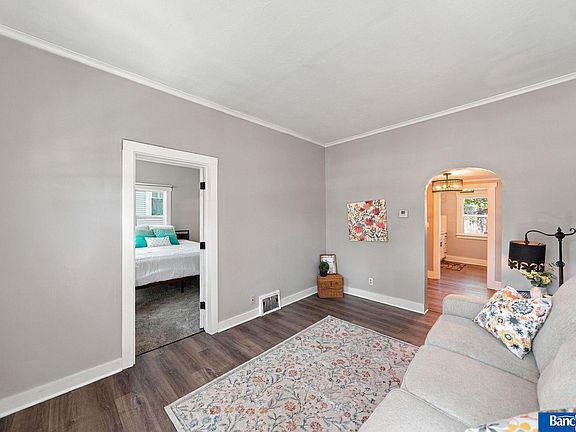 5th image of 820 B St