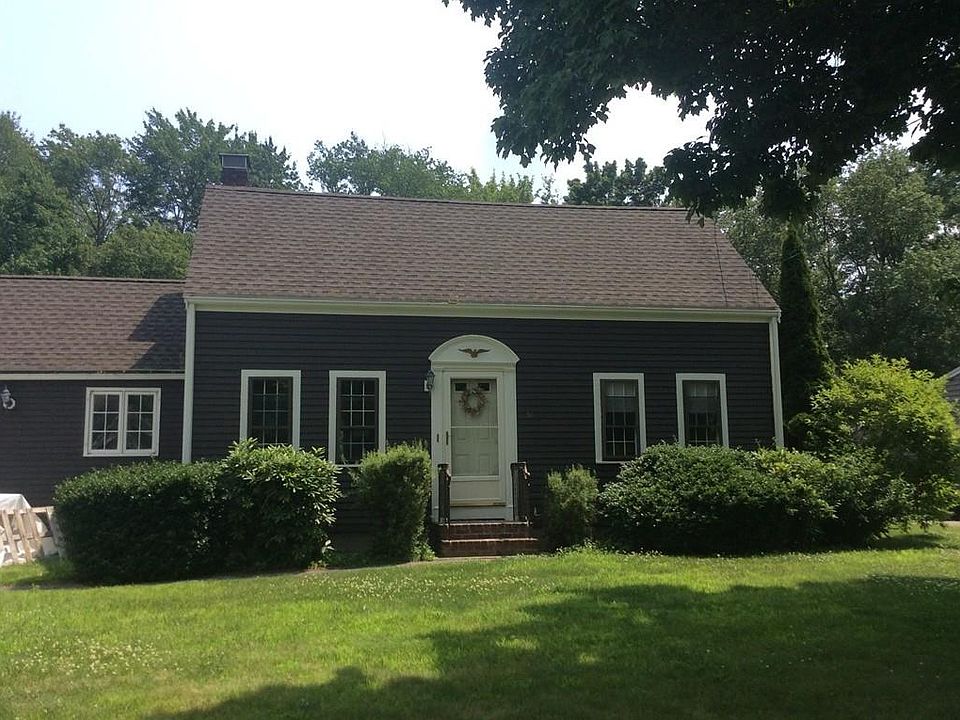 1st image of 51 Hanover St #51