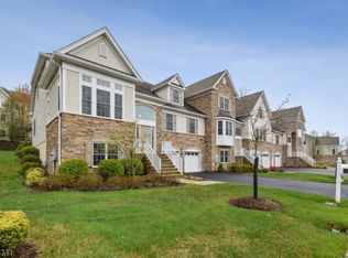 25 Luth Ter #77, West Orange, NJ 07052