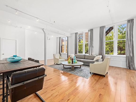 3rd image of 735 E 9th St #3F