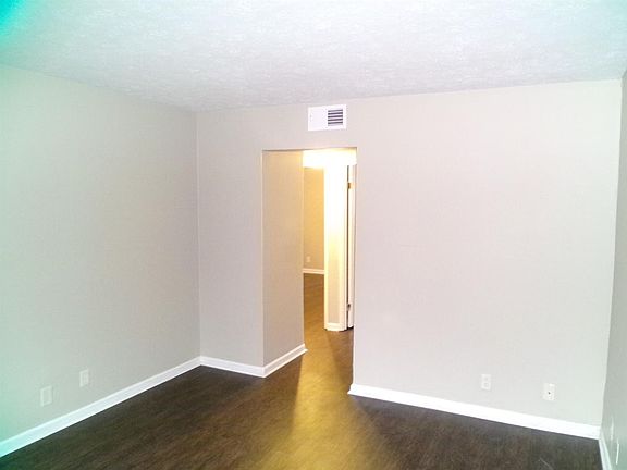 2nd image of 110 Quachita Trl APT 2