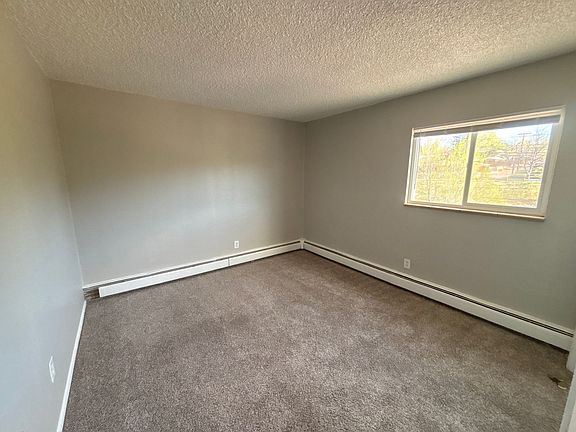 5th image of 1802 E Lasalle St #11