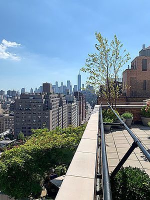3rd image of 201 W 16th St APT 9F