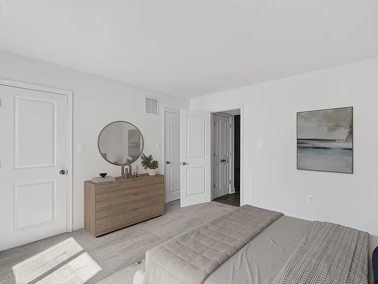 Tuscany Gardens Apartments — Photo 36