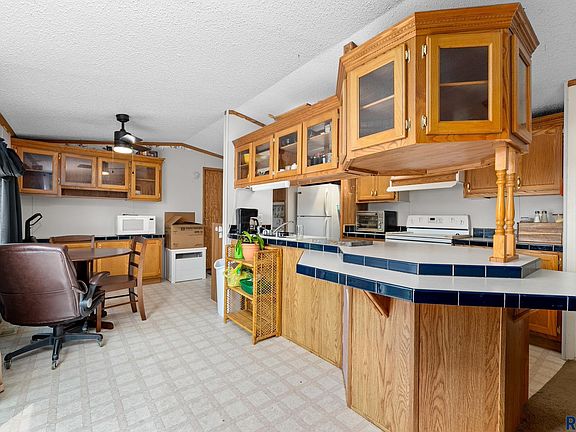 5th image of 2903 N Fiero Pl