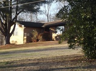 2509 Mine Rd, Mascot, TN 37806