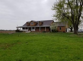 30935 Henry Rd, Girard, IL 62640